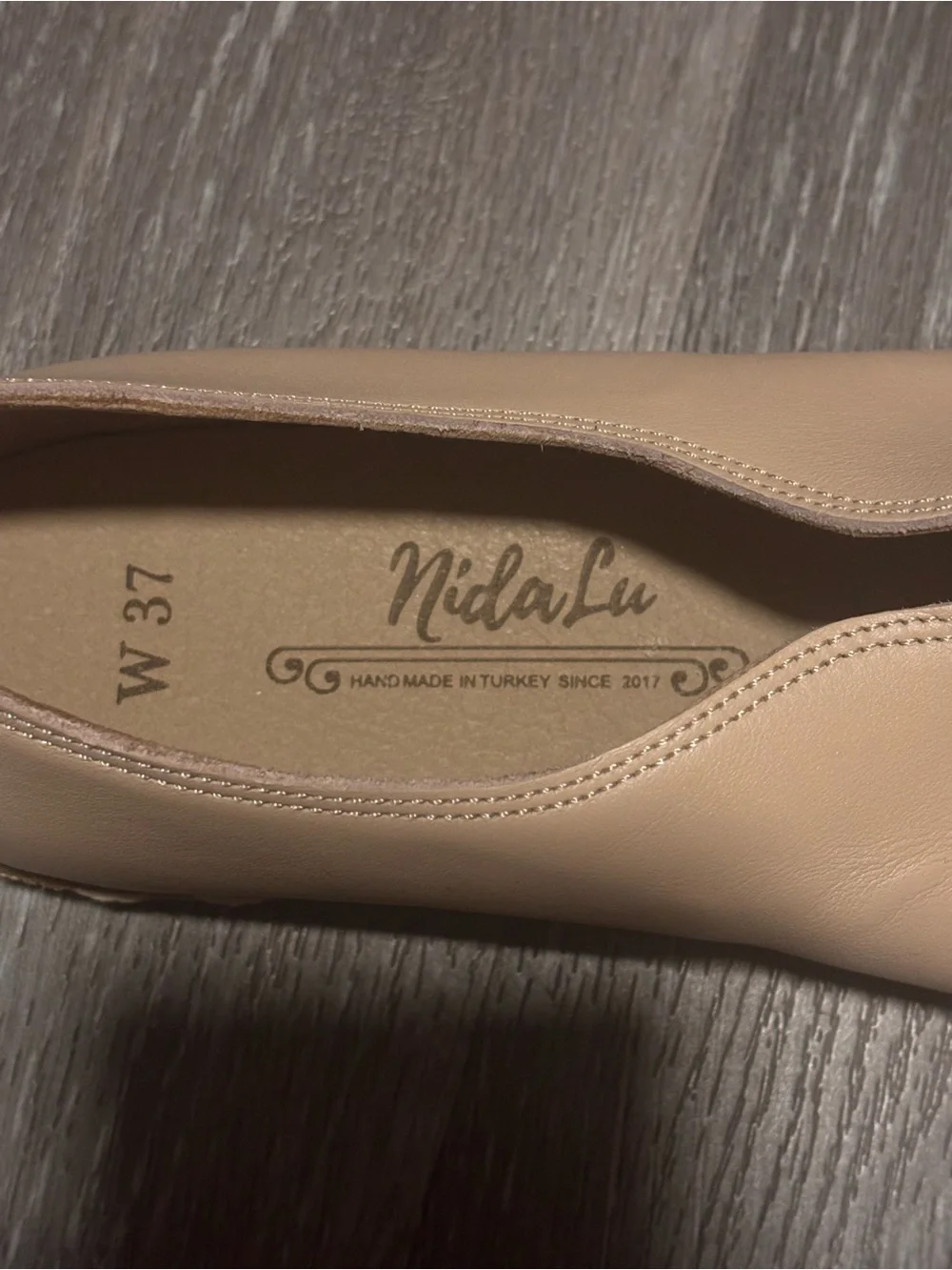 N/A comfortable beige